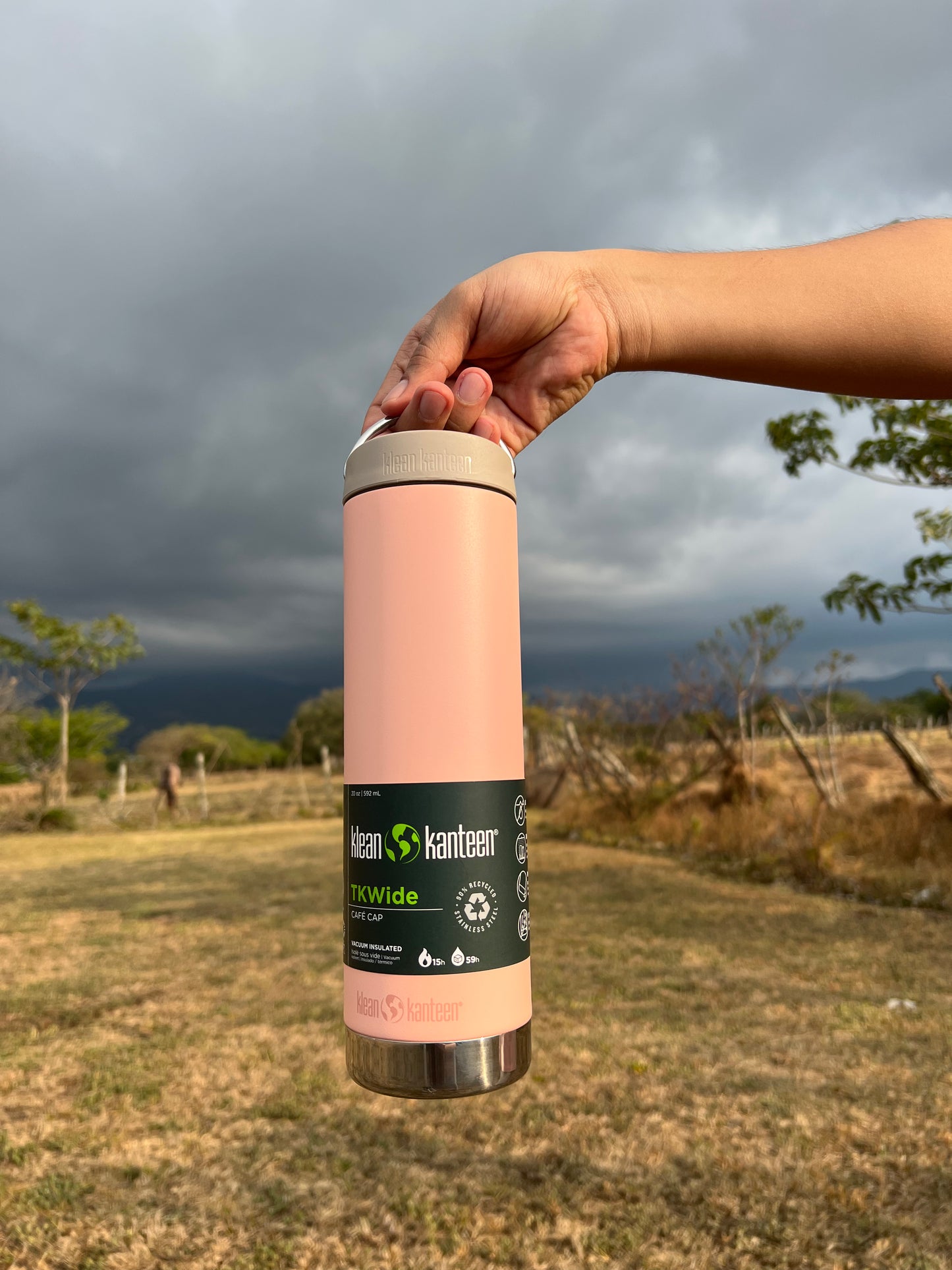 Botella Klean Kanteen TKWide 20 oz café Peach Parfait