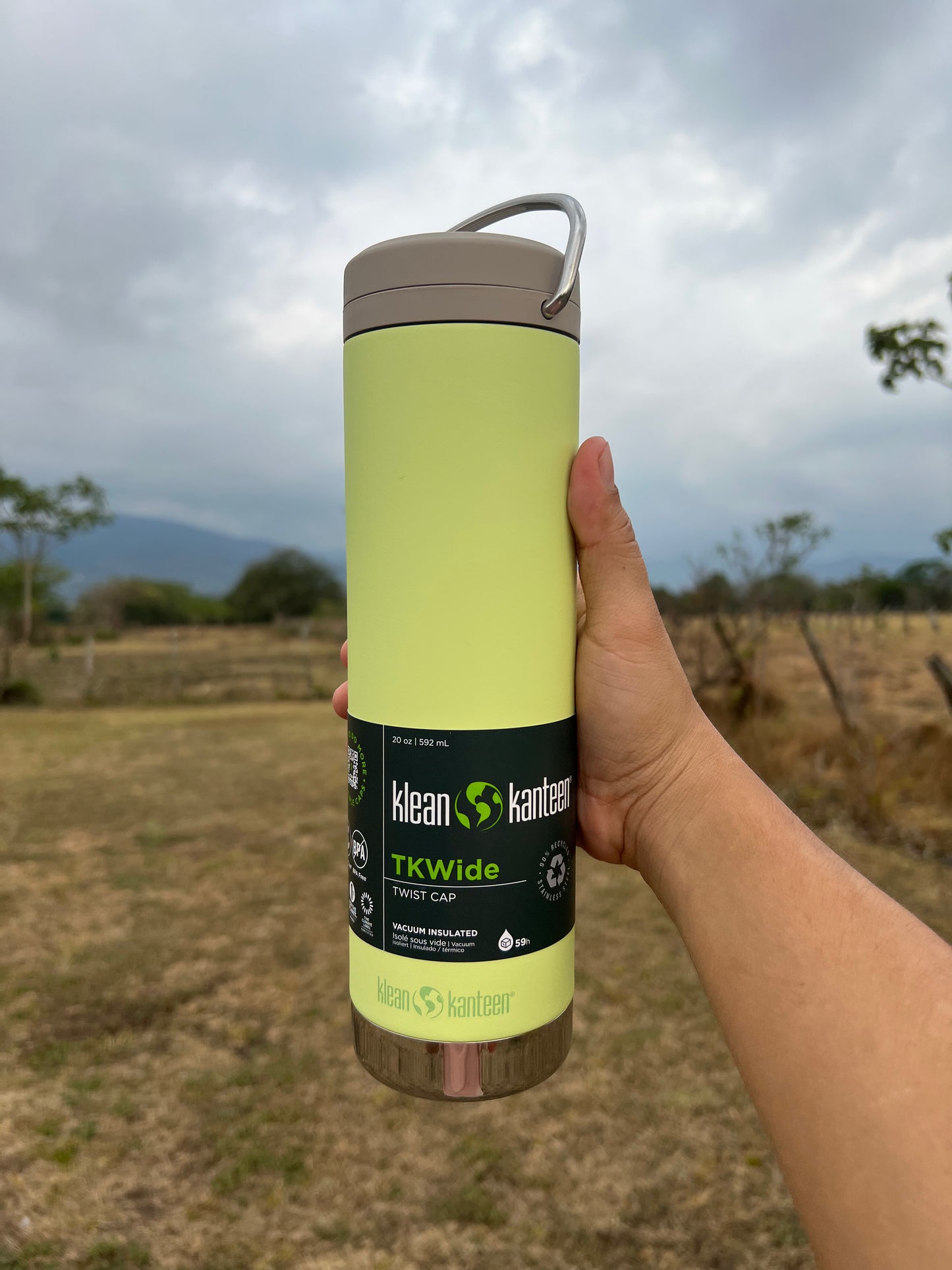 Botella Klean Kanteen TKWide 20 oz Twist Shadow Lime
